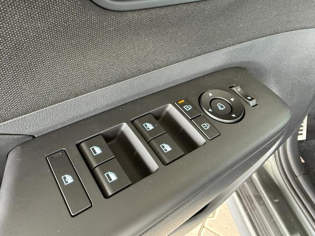 Hyundai KONA 1.6T-GDI 137 PS Prime N-Line DCT / NAVI 4x SHZ PDC vo. + hi. Kamera LED KEYLESS LM-Felgen 18 Zoll 