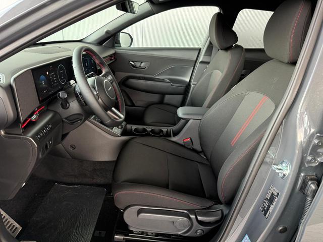 Hyundai KONA 1.6T-GDI 137 PS Prime N-Line DCT / NAVI 4x SHZ PDC vo. + hi. Kamera LED KEYLESS LM-Felgen 18 Zoll 