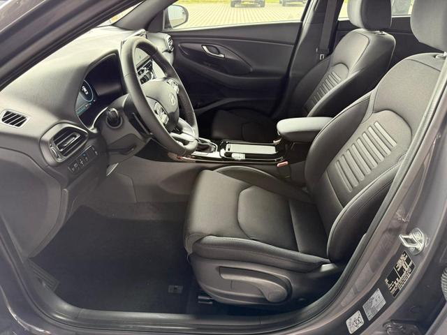Hyundai i30 Kombi - PD GO Plus 1.5 T-GDI 140 PS 7DCT 48V MHEV ACC / Pano Schiebedach Toterwinkelassist Keyless Entry 