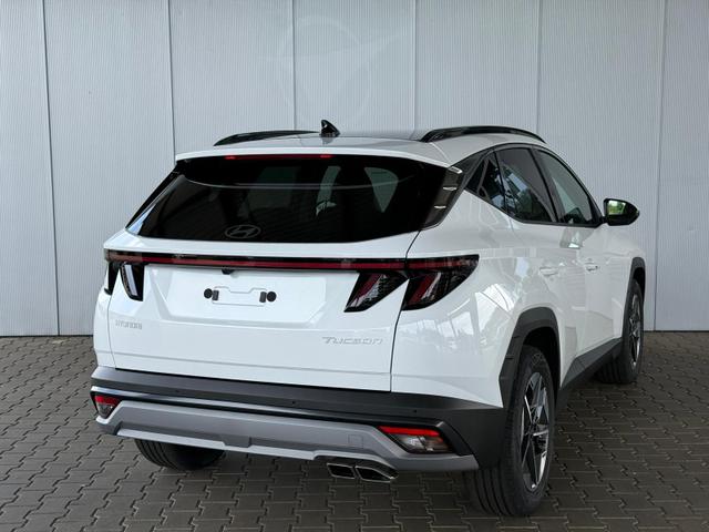 Hyundai TUCSON NX4 GO 1,6 T-GDi 2WD 48V DCT 160 PS / Panoramadach ACC Sitz + Lenkradheizung LED-Scheinw./ Navi Einparkhilfe V+H mit Kamera 