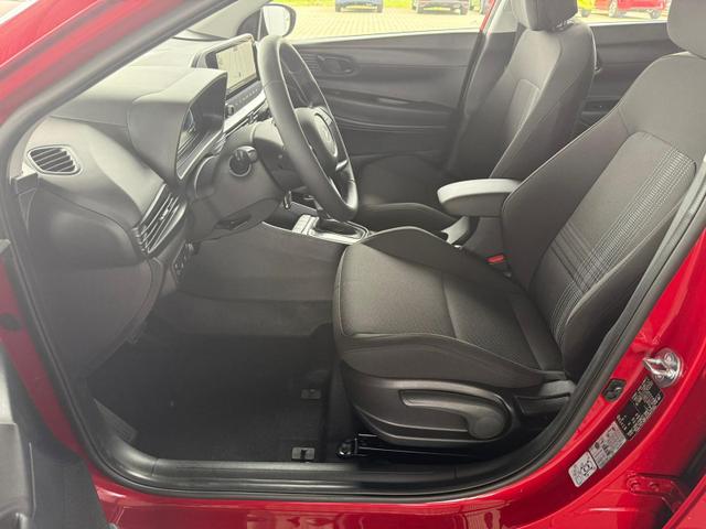 Hyundai BAYON 1.0 Comfort+ 7DCT / Navi PDC m.Kamera Tempom. ALU 16 Sitz & Lenkr.Heiz./ 