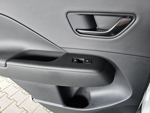 Hyundai KONA 1.6 N-Line HEV 2WD / 360 Kam./ 4 X Sitzh./ E-Heckklappe Keyless ACC Privacy ALU18 