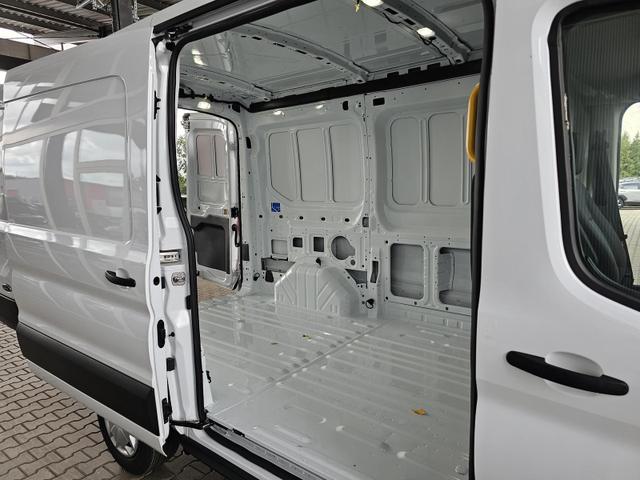 Ford Transit Custom Nugget 