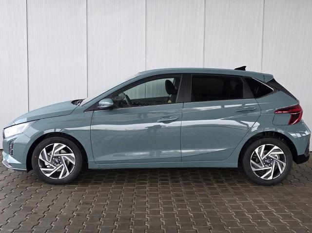Hyundai i20 GO Plus 1.2 MPI 79 PS 5MT Sitz + Lenkradheizung / Navi Tempomat PDC Kamera Alu16 /" Frei Haus geliefert, ab der 2. Bestellung" * 