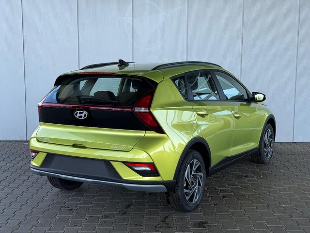 Hyundai BAYON 1,2 MPI Wave 5MT + Sitz & Lenkr. Heiz / Navi PDC m.Kamera Tempom./ALU 16 