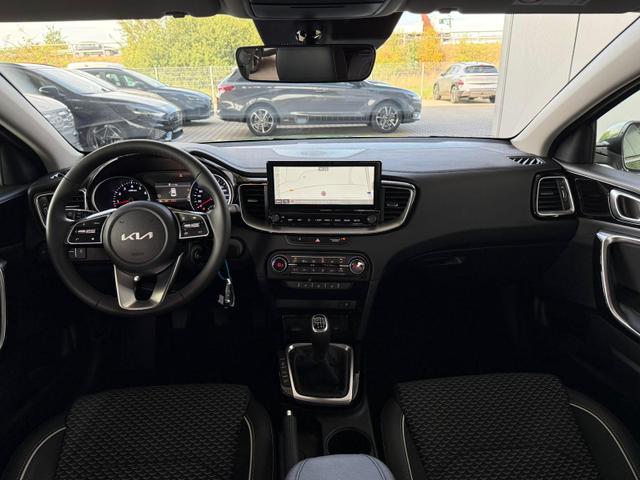 Kia XCeed 1.5 T-GDi Exclusive / Navi PDC V.&.h.m.Kamera Sitz & Lenkr.Heiz./ Klimaautom./ LED/ Alu16 
