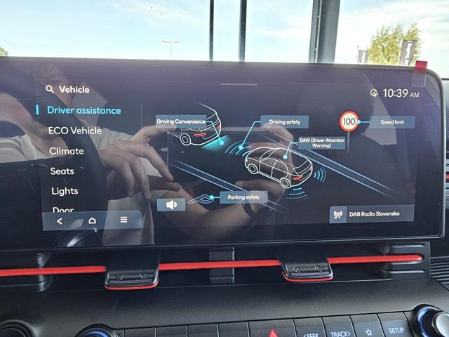 Hyundai KONA HEV (SX2) N-Line 1.6 GDI 2WD / 360° Kamera SHZ vo + hi Sitzbelüftung ACC Fahrersitz Memory BOSE-Soundsystem 