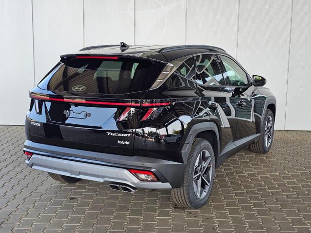 Hyundai TUCSON GO 1.6 T-GDi HEV 2WD 6AT / Privacy Glass 2-Zonen Klimaaut. SHZ Vorne + Lenkrad Schaltwippen LM 18" 
