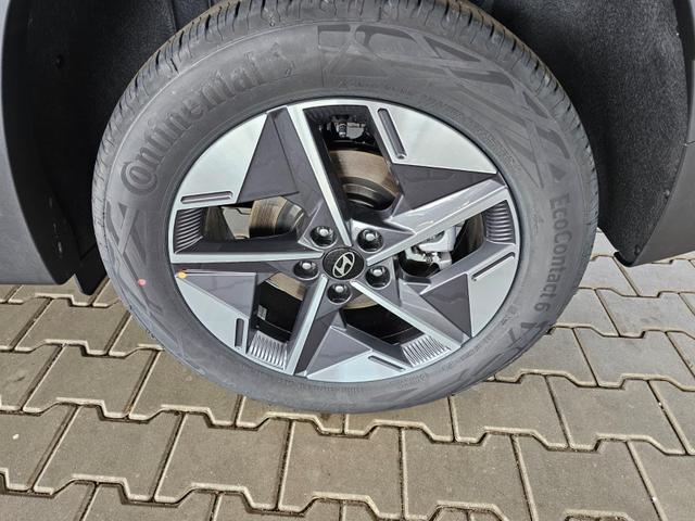 Hyundai TUCSON GO 1.6 T-GDi HEV 2WD 6AT / Privacy Glass 2-Zonen Klimaaut. SHZ Vorne + Lenkrad Schaltwippen LM 18" 