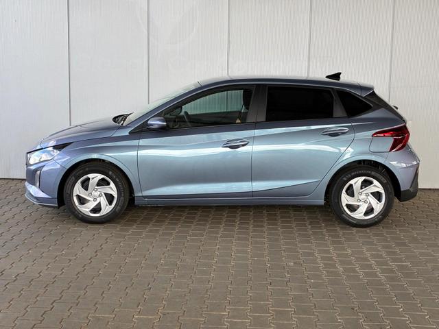 Hyundai i20 E-Motion 1.2 MPI / Sitz + Lenkradheizung Navi Tempomat Carplay Rückfahrkamera 