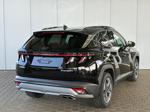 Hyundai TUCSON E-Motion 1.6 T-GDI 2WD 48V DCT / Panoramadach ACC Sitz + Lenkradheizung LED Navi PDC V&H Kamera Alu 18" 