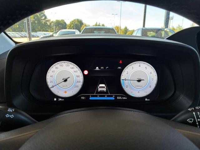 Hyundai BAYON Premium 1.0 T-GDI 2WD / LED Sitz + Lenkradheizung Klimaautomatik Tempomat Alu 17" 