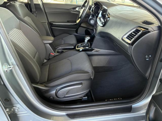 Kia Ceed Sportswagon Comfort 1.5 DCT / Sitz + Lenkradheizung Tempomat Navi LED Rückfahrkamera Alu 16" 