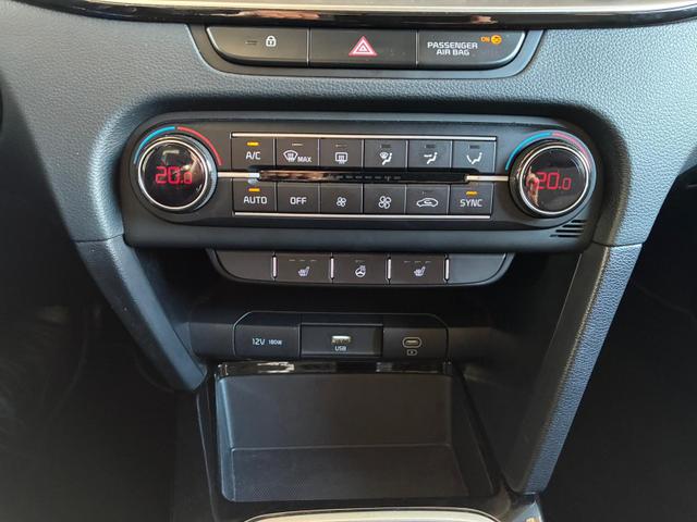 Kia Ceed Sportswagon Comfort 1.5 DCT / Sitz + Lenkradheizung Tempomat Navi LED Rückfahrkamera Alu 16" 