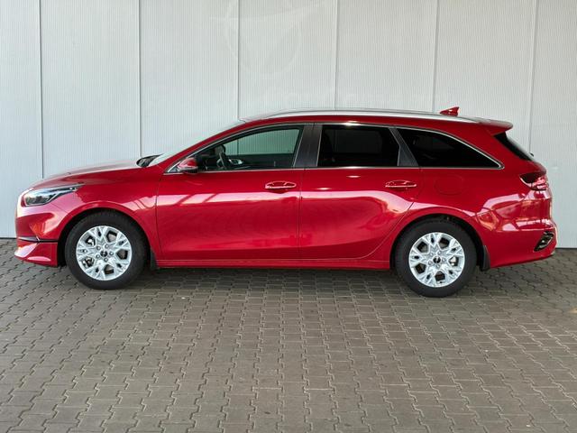 Kia Ceed Sportswagon - Comfort 1.5 DCT / Sitz + Lenkradheizung Tempomat Navi LED Rückfahrkamera Alu 16