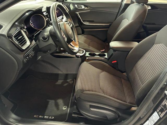 Kia Ceed Sportswagon Comfort 1.5 DCT / Sitz + Lenkradheizung Tempomat Navi LED Rückfahrkamera Alu 16" 