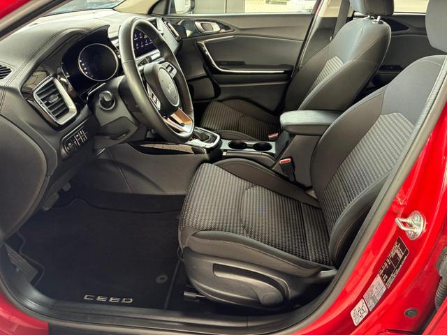 Kia Ceed Sportswagon Comfort 1.5 DCT / Sitz + Lenkradheizung Tempomat Navi LED Rückfahrkamera Alu 16" 