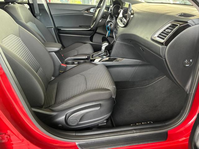 Kia Ceed Sportswagon Comfort 1.5 DCT / Sitz + Lenkradheizung Tempomat Navi LED Rückfahrkamera Alu 16" 
