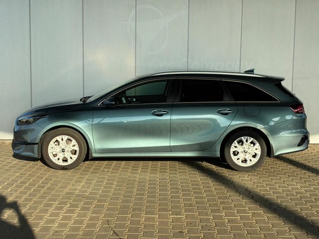 Kia Ceed Sportswagon - Comfort 1.5 DCT / Sitz + Lenkradheizung Tempomat Navi LED Rückfahrkamera Alu 16