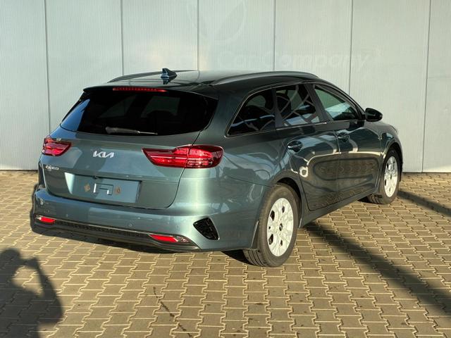 Kia Ceed Sportswagon Comfort 1.5 DCT / Sitz + Lenkradheizung Tempomat Navi LED Rückfahrkamera Alu 16" 