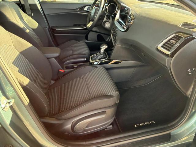 Kia Ceed Sportswagon Comfort 1.5 DCT / Sitz + Lenkradheizung Tempomat Navi LED Rückfahrkamera Alu 16" 