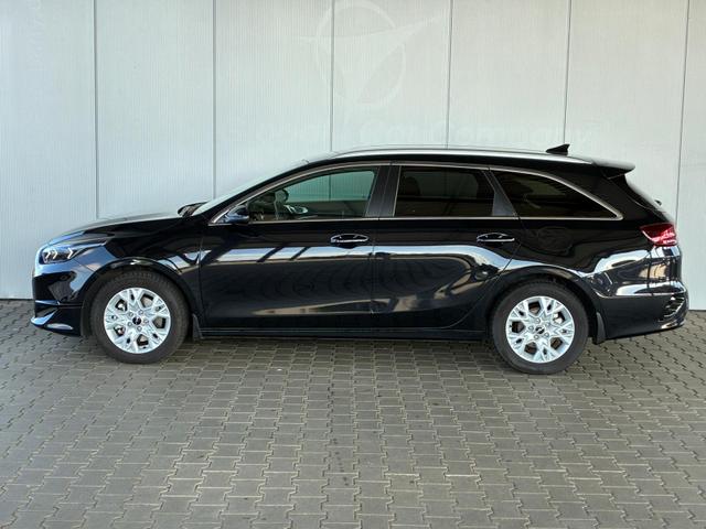 Kia Ceed Sportswagon - Comfort 1.5 DCT / Sitz + Lenkradheizung Tempomat Navi LED Rückfahrkamera Alu 16