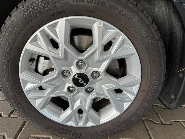 Kia Ceed Sportswagon Comfort 1.5 DCT / Sitz + Lenkradheizung Tempomat Navi LED Rückfahrkamera Alu 16" 