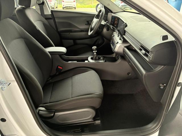 Hyundai KONA Comfort 1.0 T-GDi / Navi PDC V.&H. m. Kamera Keyless LED Klimaautom. 