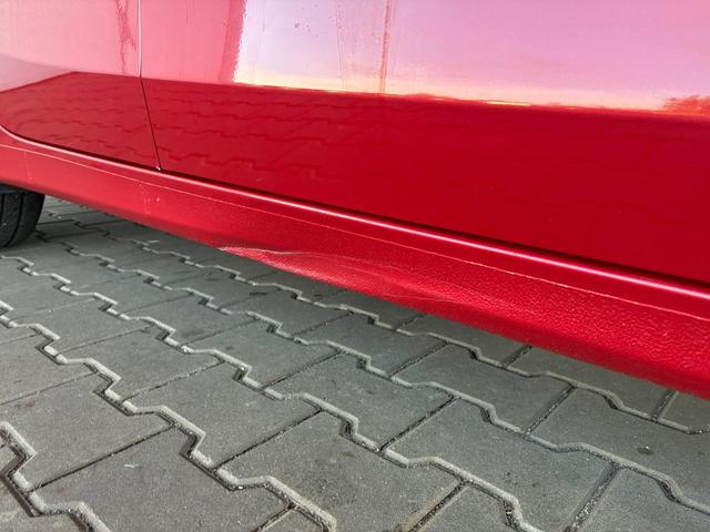 Kia Ceed Sportswagon Comfort 1.5 DCT / Sitz + Lenkradheizung Tempomat Navi LED Rückfahrkamera Alu 16" 