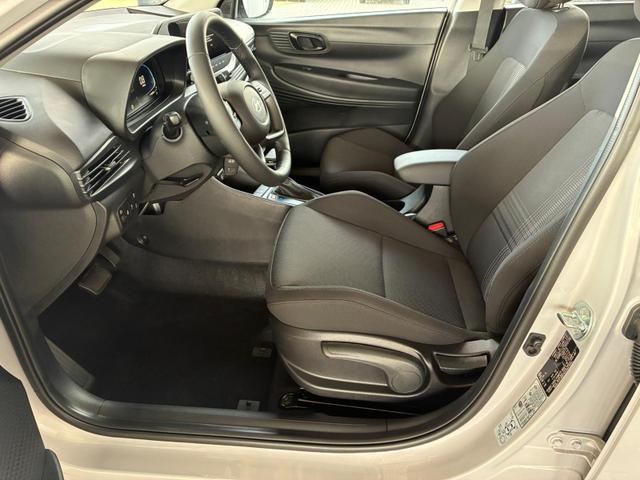 Hyundai BAYON Wave 1,0 T-GDI 100 PS 7DCT / Winterpaket PDC m. Kamera Alu16 