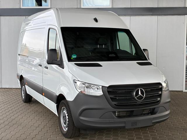 Mercedes-Benz 317 CDI Sprinter Standard HA 9G-TRONIC PRO L2H2 