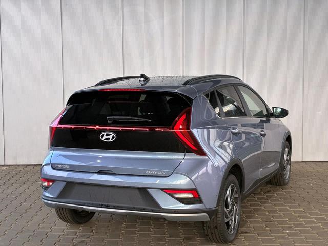 Hyundai BAYON Premium 1.0 T-GDI 100 PS 48V 7DCT / Keyless ACC Soundsystem BOSE Sitz + Lenkradheizung LED Navi PDC V&H Kamera Totwinkel Alu 16" 