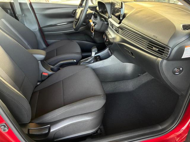 Hyundai i20 1.0 7DCT Comfort / Navi Tempomat Rückfahrkamera Alu 16" 