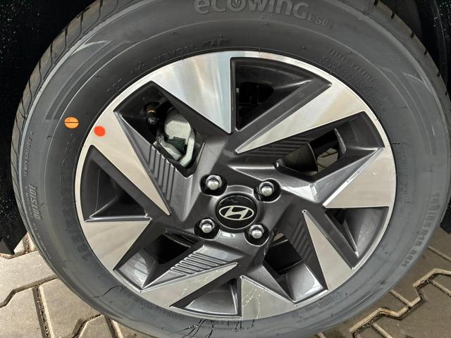 Hyundai i10 Premium 1.2 GDI Automatik / Rückfahrkamera Sitz + Lenkradheizung Navi Alu 15" 