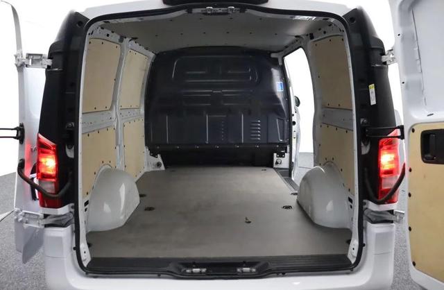 Mercedes-Benz Vito 116CDI RWD select 