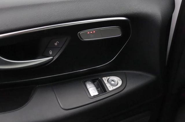 Mercedes-Benz Vito 116CDI RWD select 