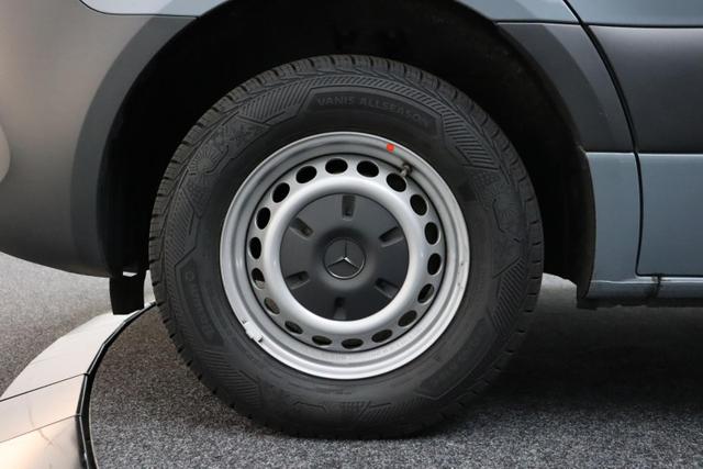 Mercedes-Benz 317 CDI Sprinter Standard HA 9G-TRONIC PRO L2H2 