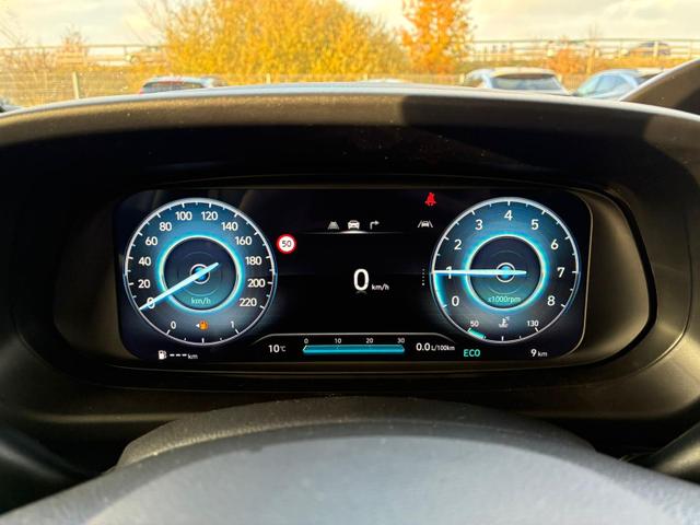 Hyundai BAYON Premium 1.0 T-GDI 100 PS 48V / Keyless ACC Soundsystem BOSE Sitz + Lenkradheizung LED Navi PDC V&H Kamera Totwinkel Alu 16" 