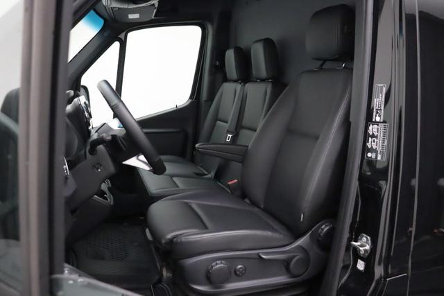 Mercedes-Benz Sprinter 319 L2H1 Select 