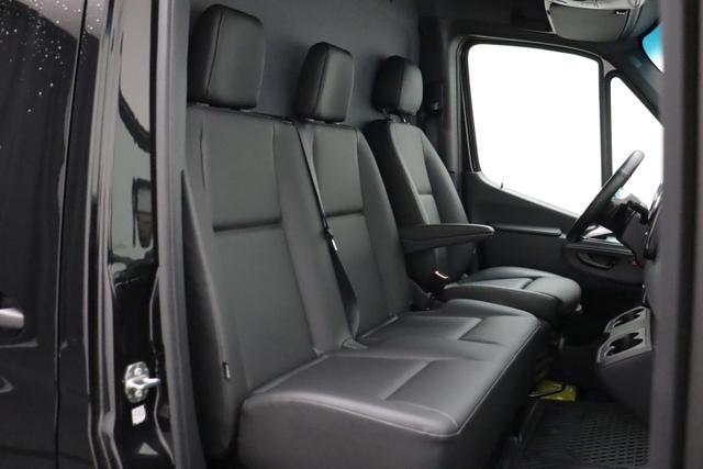 Mercedes-Benz Sprinter 319 L2H1 Select 