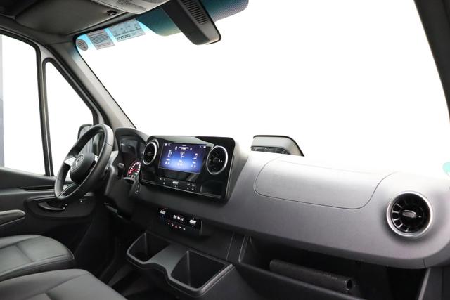 Mercedes-Benz 317 CDI Sprinter Standard HA 9G-TRONIC PRO L2H2 