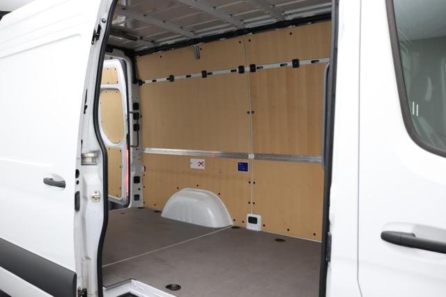 Mercedes-Benz 317 CDI Sprinter Standard HA 9G-TRONIC PRO L2H2 