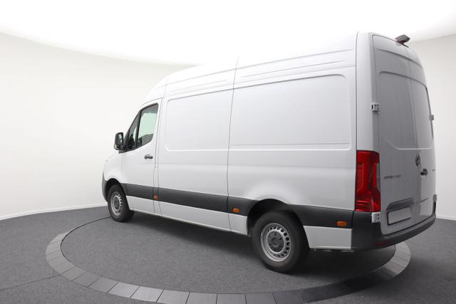 Mercedes-Benz 317 CDI Sprinter Standard HA 9G-TRONIC PRO L2H2 