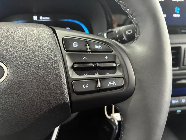 Hyundai i10 Premium 1.2 GDI Automatik / Sitz + Lenkradheizung Navi Klimaautomatik Alu 15'' 