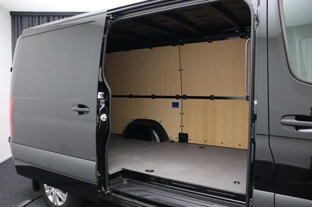 Mercedes-Benz Sprinter 317 L2H1 Select 