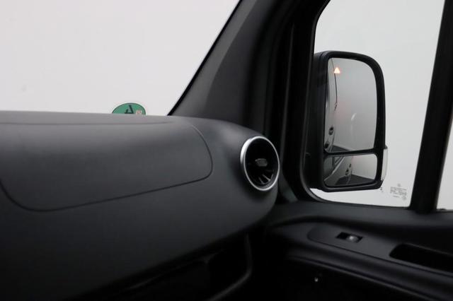 Mercedes-Benz Sprinter 317 L2H1 Select 