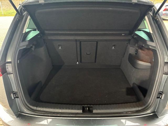 Skoda Karoq 1.0 TSI EXECUTIVE Navi & Carplay | ACC Klimaautomatik Voll-LED Rückfahrkamera 