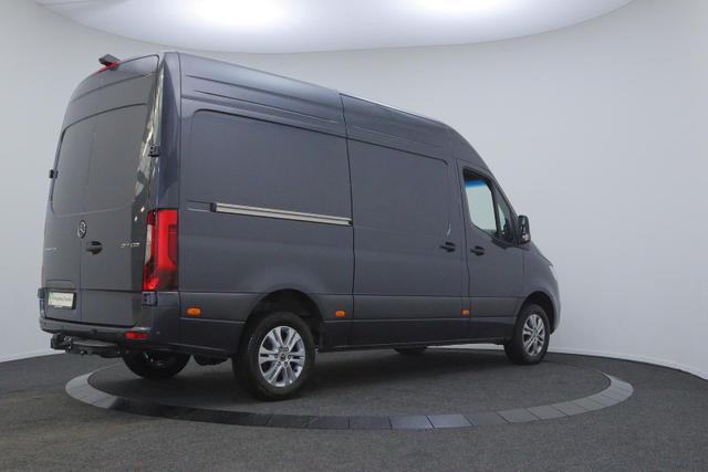 Mercedes-Benz 317 CDI Sprinter Standard HA 9G-TRONIC PRO L2H2 