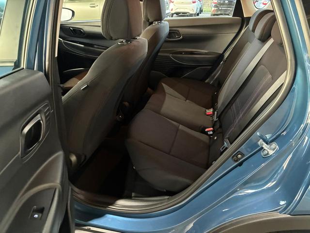 Hyundai BAYON 1.0 T-GDI DCT / Navi R&uuml;ckfahrkamera Tempomat Alu 16" 