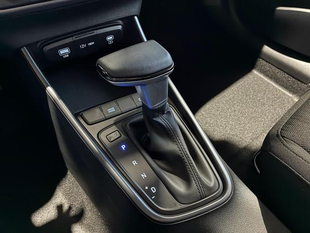 Hyundai BAYON 1.0 T-GDI DCT / Navi R&uuml;ckfahrkamera Tempomat Alu 16" 